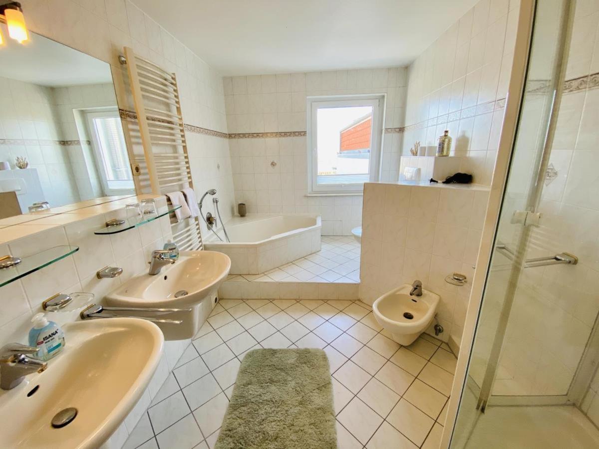 Haus Drei Schwestern, Bernstein Rostock Kültér fotó